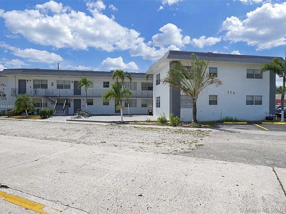 2nd image of 114 SE 8th St #206