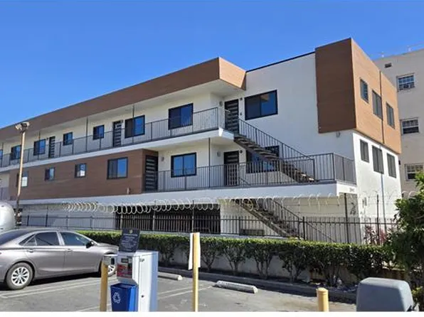 1040 S Lake St APT 7, Los Angeles, CA 90006