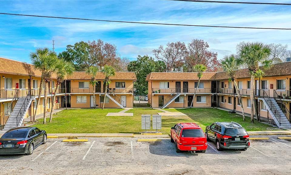 1st image of 321 CLIFTON AVENUE