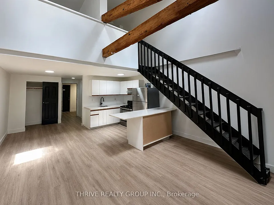 87 Frank St #301