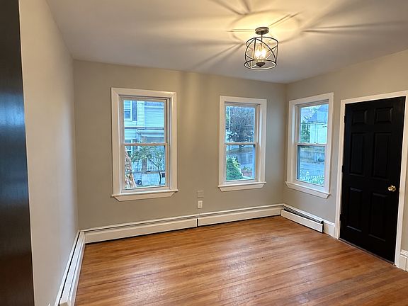 5th image of 70 19th St #1