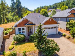 925 Pinetop St, Sweet Home, OR 97386