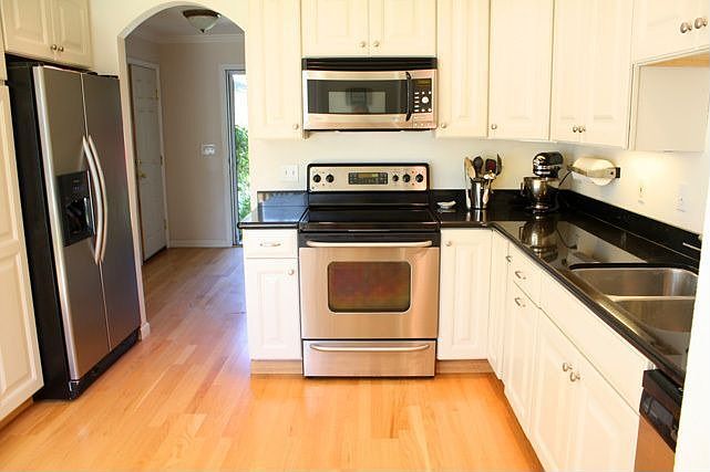 1st image of 733 Moonglow Ct