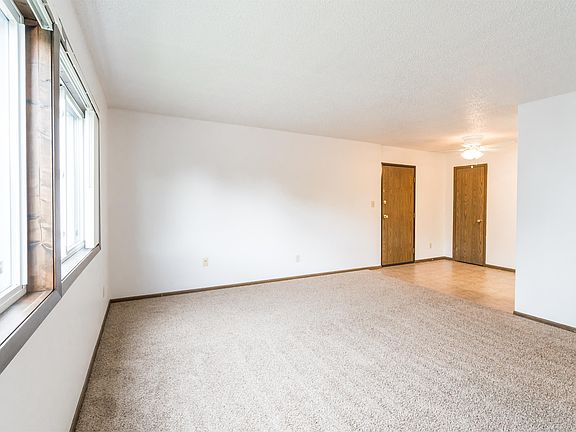 5th image of 2603 Terrace Dr #17107542