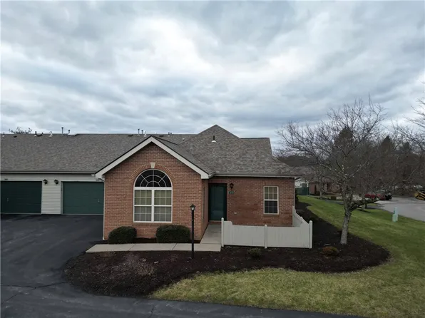 5141 Polo Fields Dr, Gibsonia, PA 15044