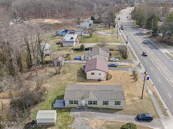 4th image of 296 Illinois Ave