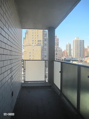 Rented by Citi Habitats | media 17