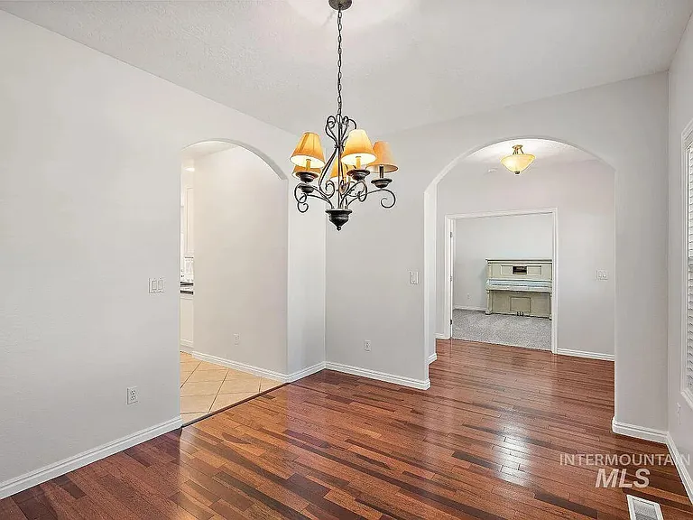 13985 W Chatsworth Ct — Photo 4