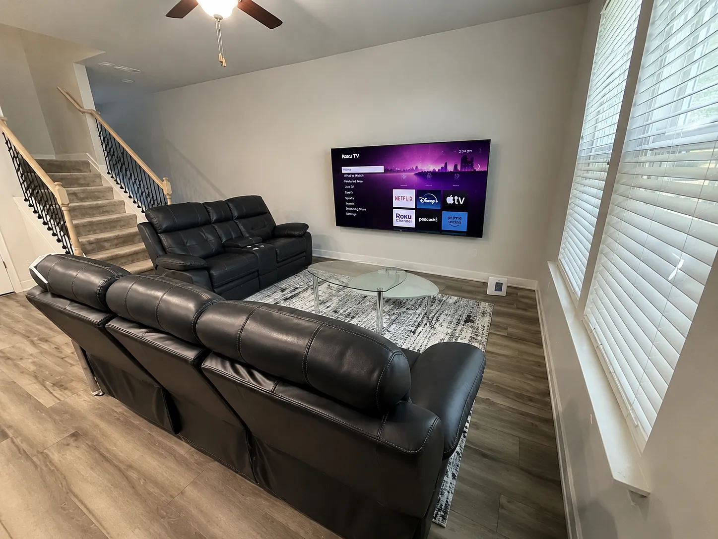 3 bed, 2.5 bath, 1718 sqft, $800 — Photo 1