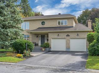 30 Elderwood Trl, Ottawa, ON K2S 1C9