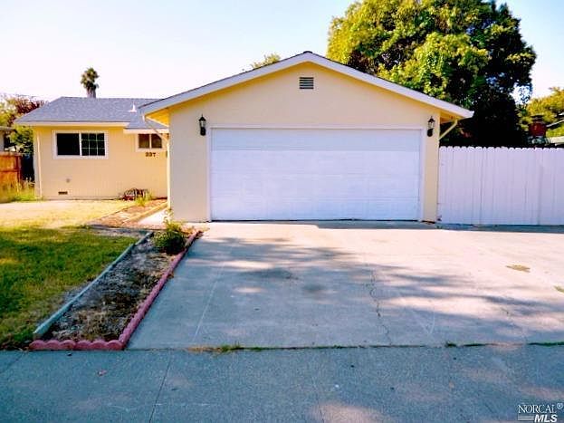 1st image of 337 San Andreas St