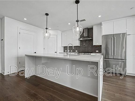 4th image of 788 W Marietta St NW Unit 805