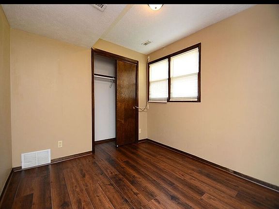 5th image of 15168 Jefferson St