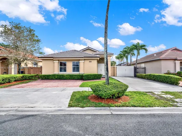 1117 NW 136th Ct, Miami, FL 33182