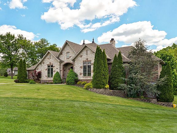 2nd image of 4682 E Stonebrook Court
