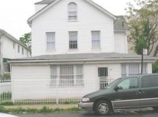 1833 Gateway Blvd, Far Rockaway, NY 11691