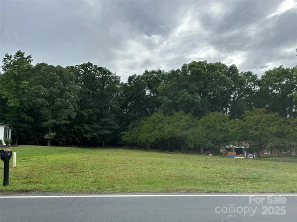 311 Meadow Creek Church Rd, Locust, NC 28097