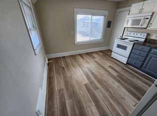 115 S 3rd St APT 3, Elkhart, IN 46516