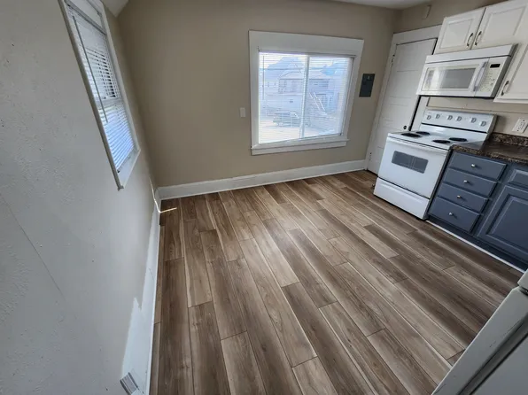 115 S 3rd St APT 3, Elkhart, IN 46516