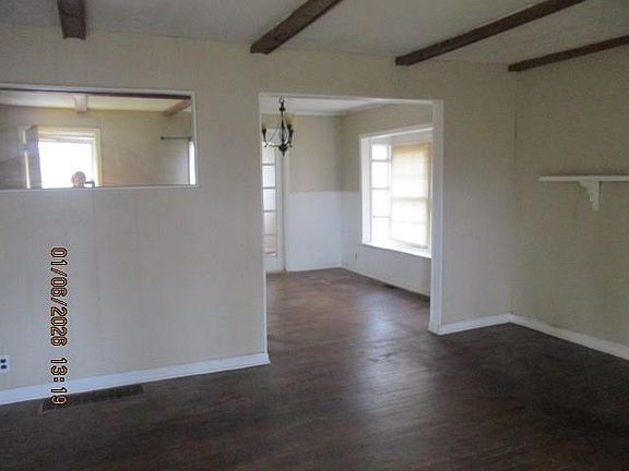 5th image of 2125 River Rd