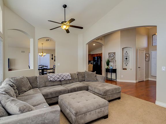 4th image of 4547 E La Costa Dr