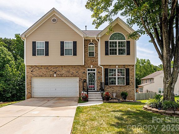 2nd image of 4816 Eagle Creek Dr