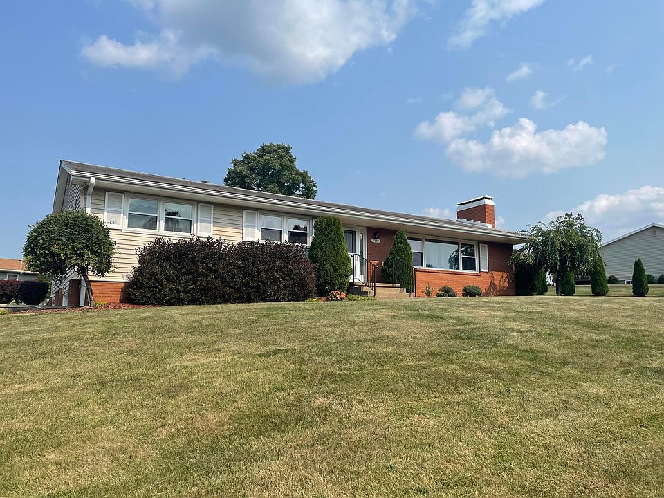 1st image of 2880 Crestway Dr