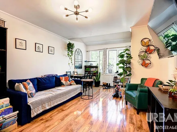 96-40 Pitkin Avenue image 11 of 20