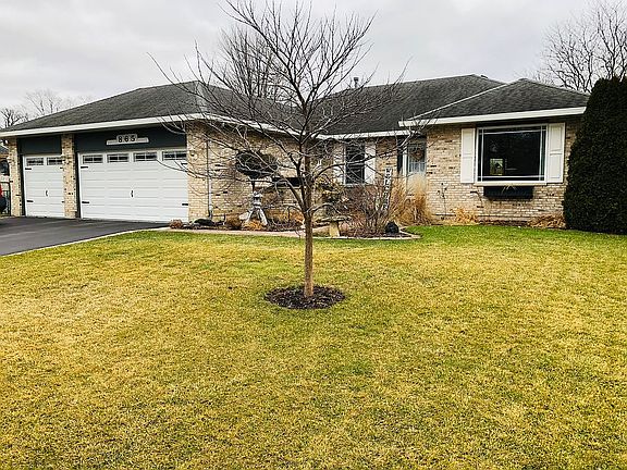 2nd image of 865 Oak Valley Dr