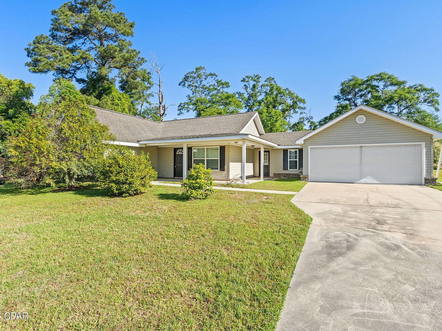 1050 1st St, Graceville, FL 32440 Zillow