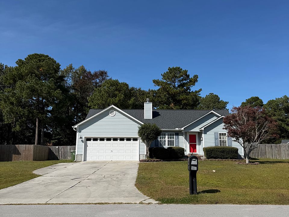1st image of 147 Lawndale Ln