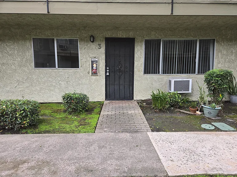 8832 Olive Ln #3 — Photo 4