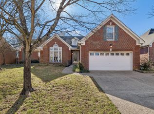 142 Mansker Park Dr, Hendersonville, TN 37075