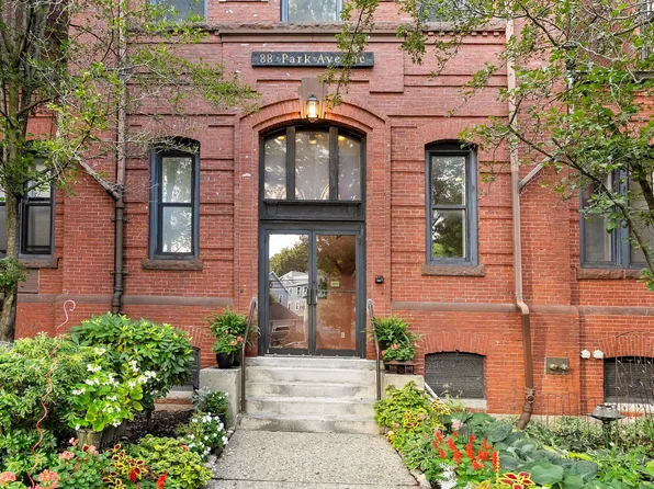 88 Park Ave APT 412, Arlington, MA 02476