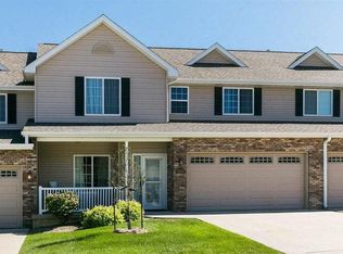 1654 Burr Dr, North Liberty, IA 52317