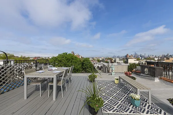 Sold by Compass | media 19