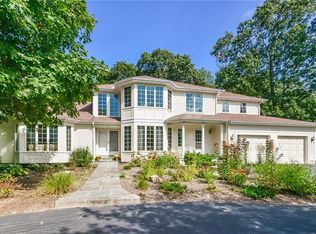 29 Great Rd, Barrington, RI 02806