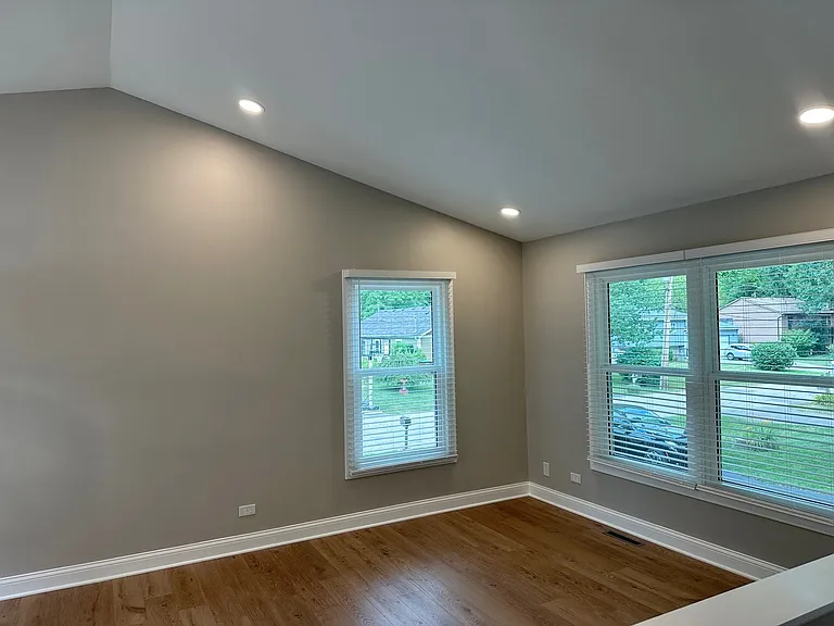 3816 Illinois St — Photo 3