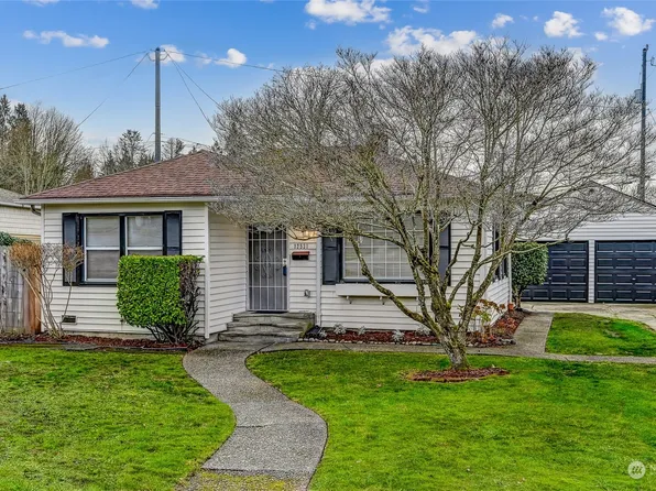 12531 74th Avenue S, Seattle, WA 98178