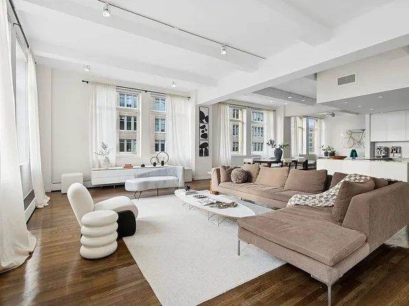 245 7th Ave, New York, NY 10001