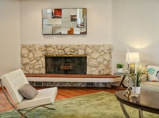 4999 Medina Rd, Woodland Hills, CA 91364