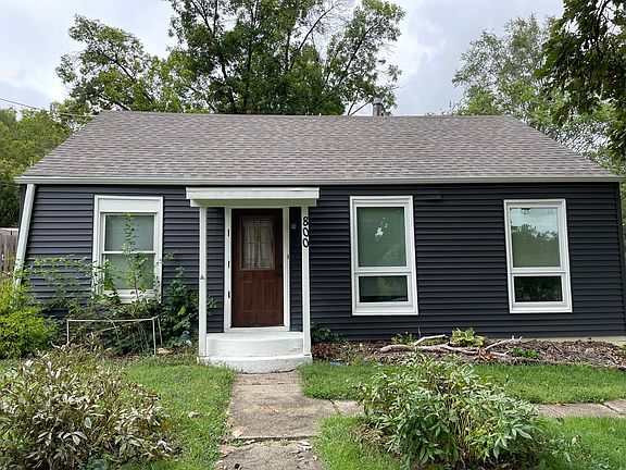 5th image of 800 8th Ave