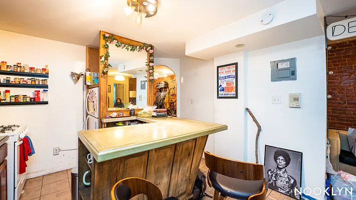 Rented by Nooklyn NYC LLC | media 12