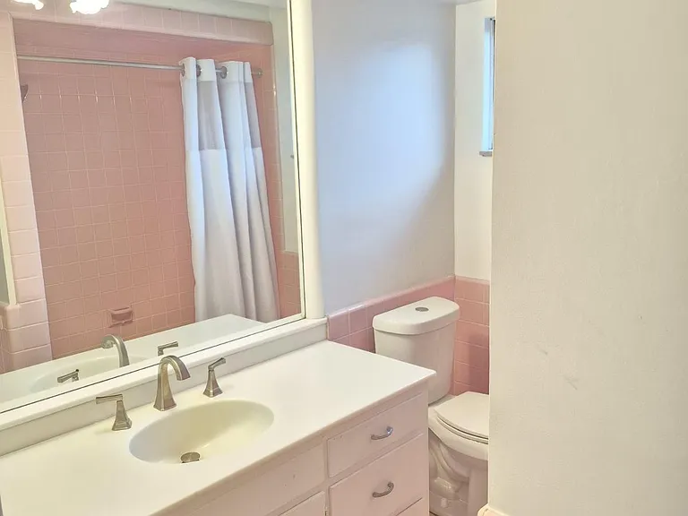 832 Harcourt Rd — Photo 12