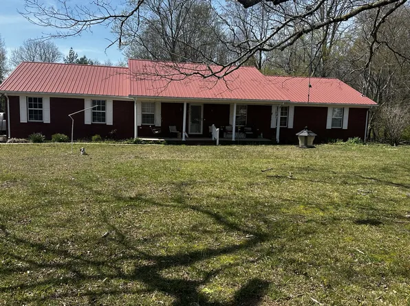91 Lambs Ferry Rd, Loretto, TN 38469