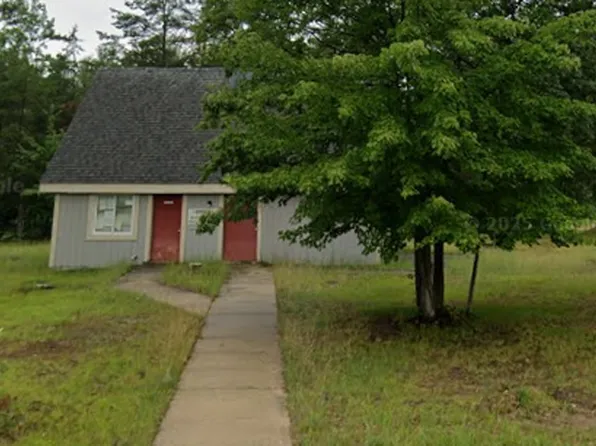 4869 N Brighton Cir, Grayling, MI 49738