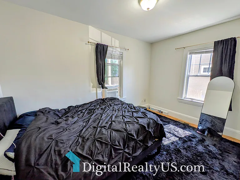 58 Ash St #3 — Photo 5