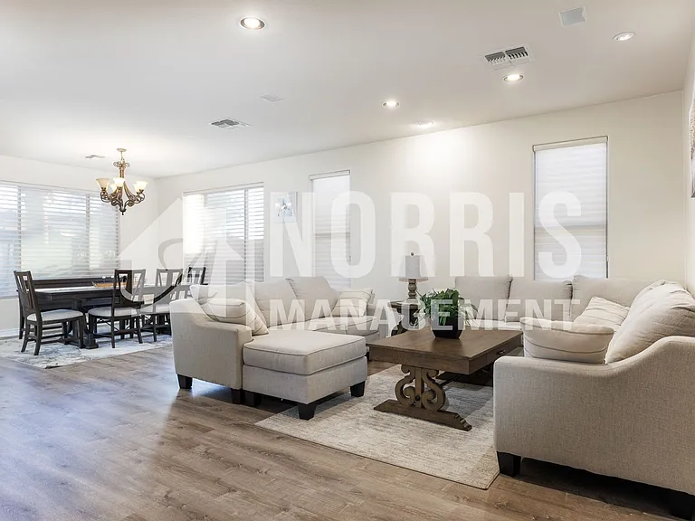 311 W Blue Lagoon Dr — Photo 20