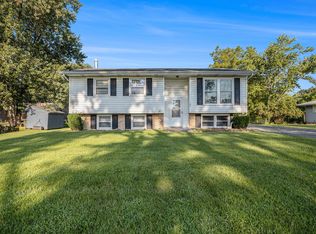 104 N Harrison St, Hebron, IN 46341