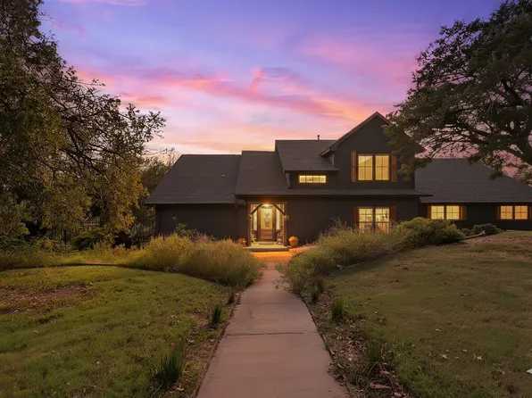 1206 Sierra Vista Dr, Granbury, TX 76048
